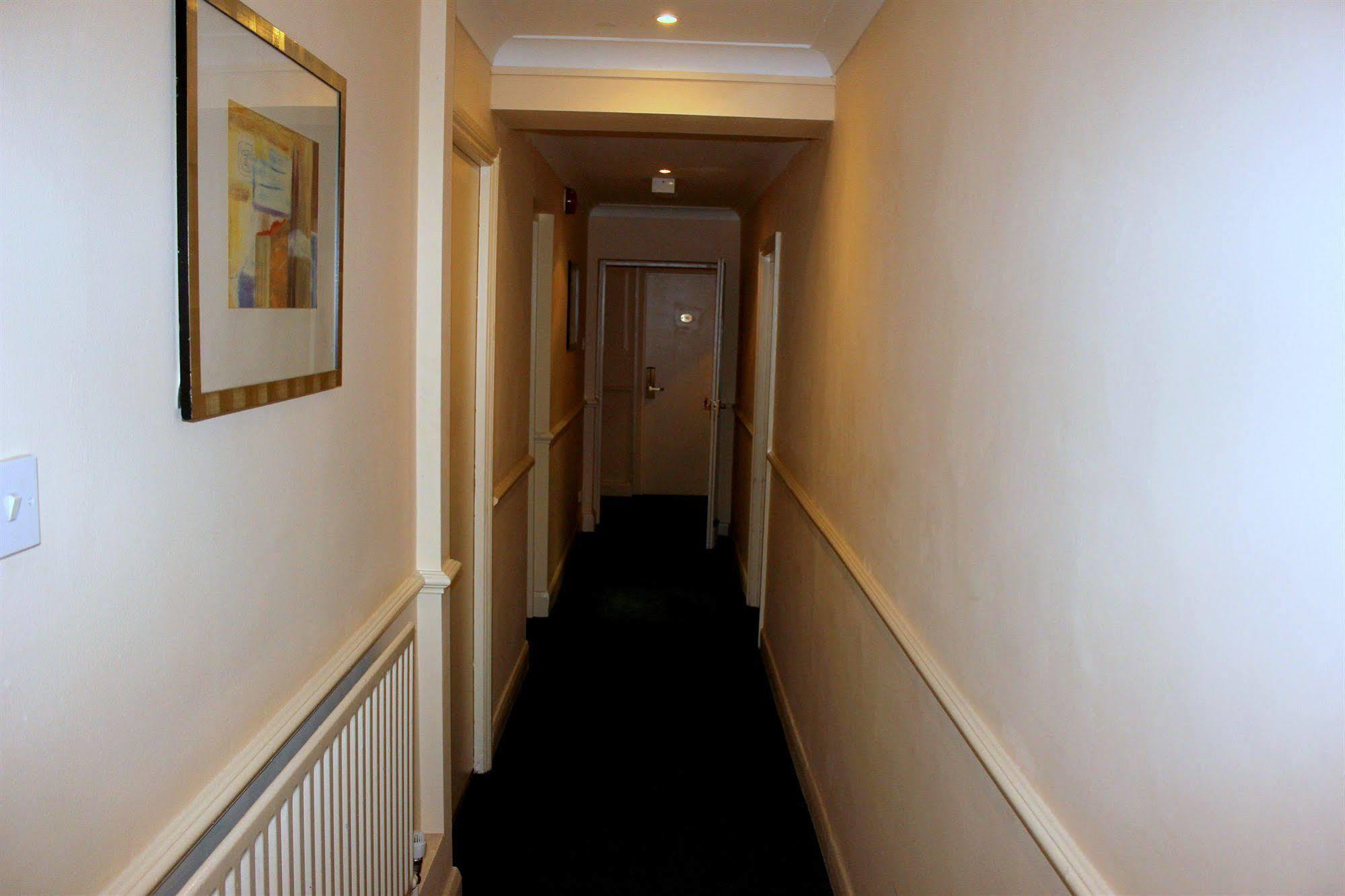 Heathrow Lodge Hillingdon Exterior photo